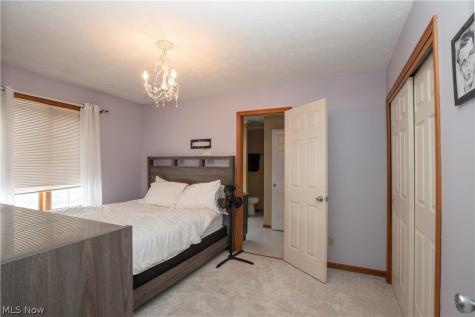 4839 Pond Drive NW North Canton OH 44720