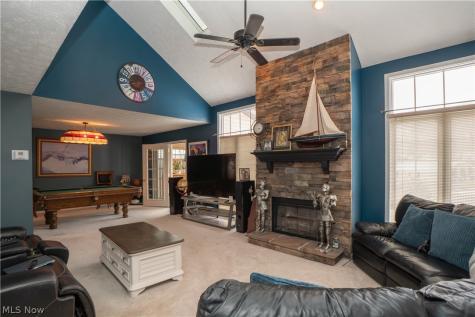 4839 Pond Drive NW North Canton OH 44720