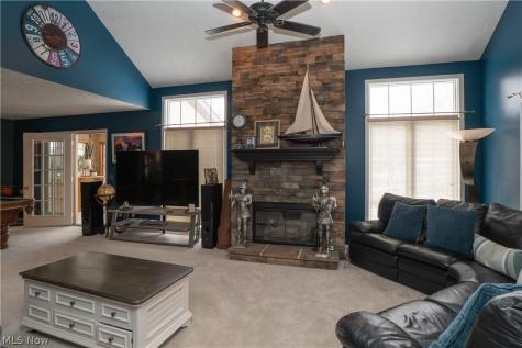 4839 Pond Drive NW North Canton OH 44720