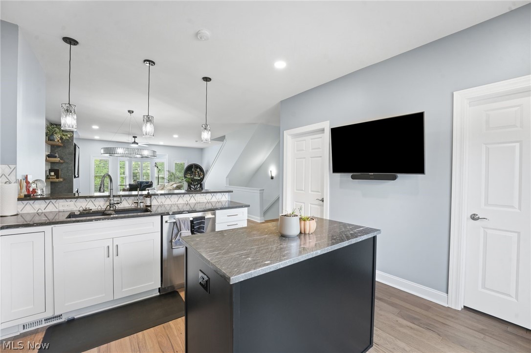 128 Vine Street Westlake OH 44145