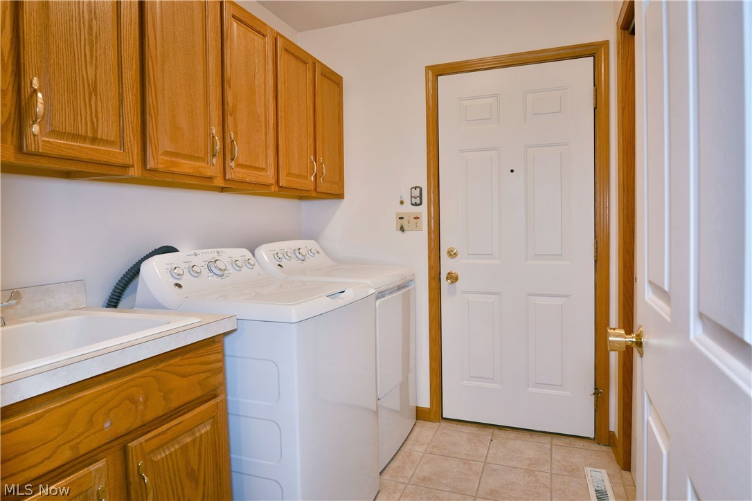 9278 Woodworth Road North Lima OH 44452