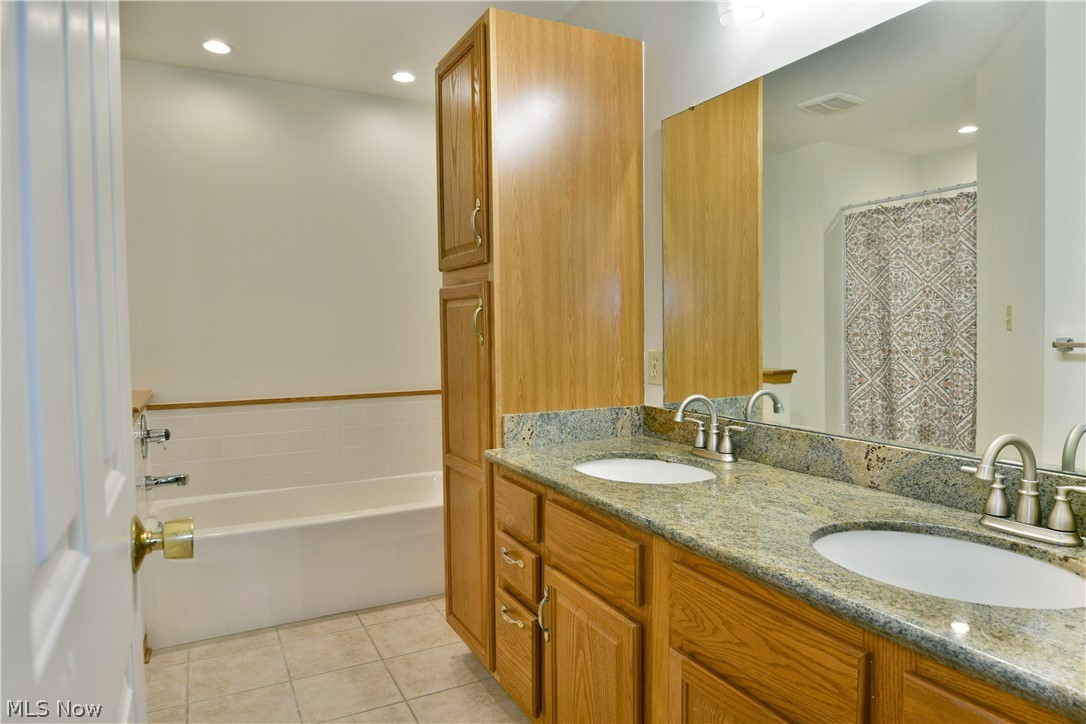 9278 Woodworth Road North Lima OH 44452