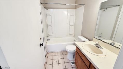 1691 Olympus Drive Kent OH 44240