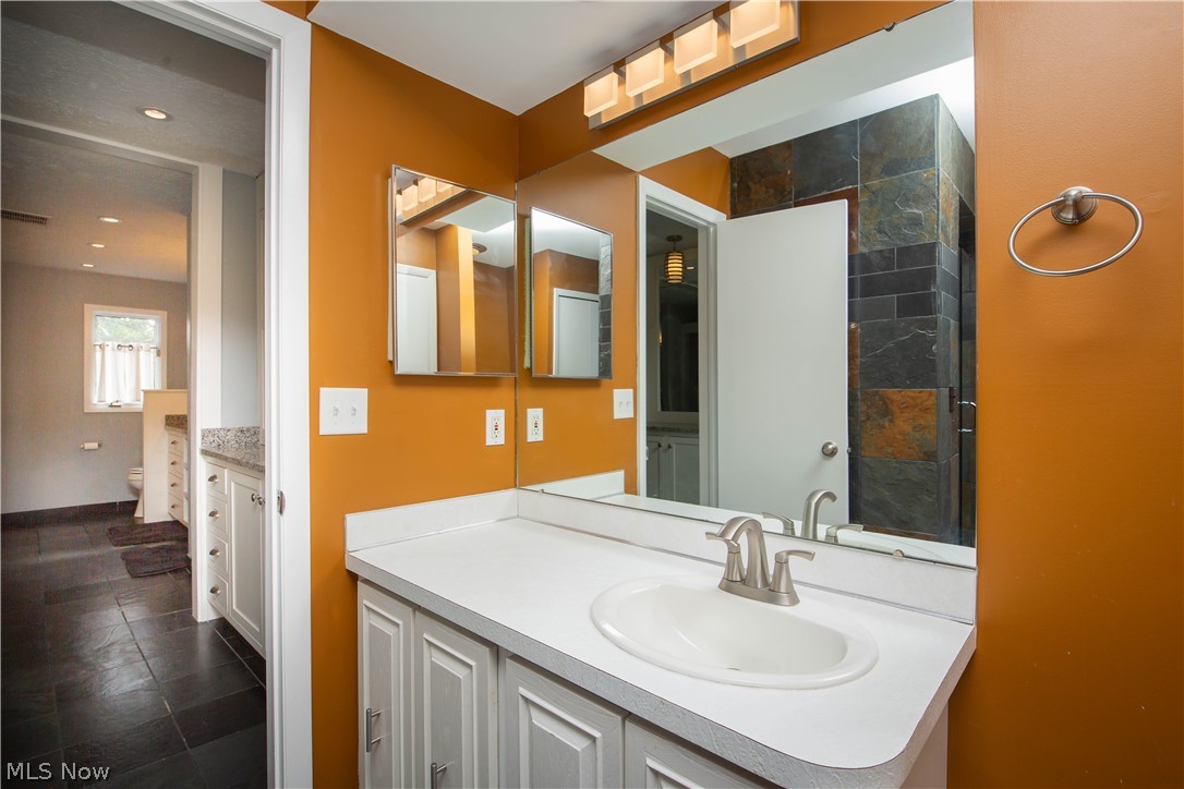 502-9 Overlook Drive Aurora OH 44202