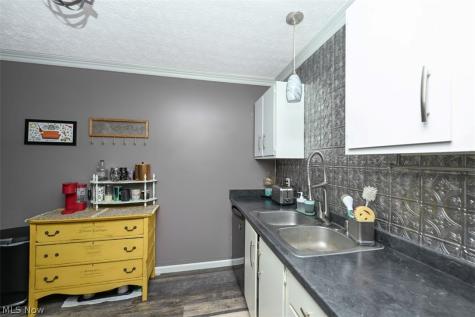 2799 Mull Avenue Copley OH 44321