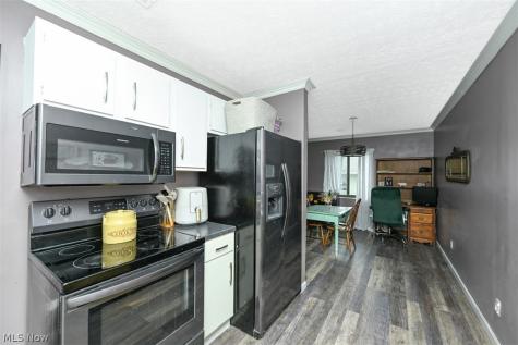 2799 Mull Avenue Copley OH 44321