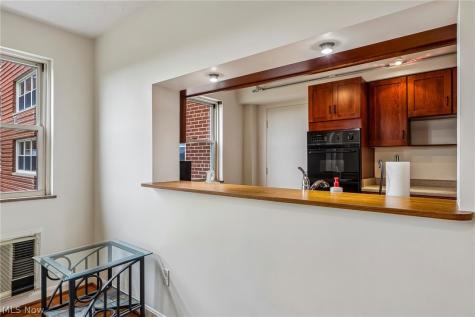 13800 Shaker Boulevard Cleveland OH 44120