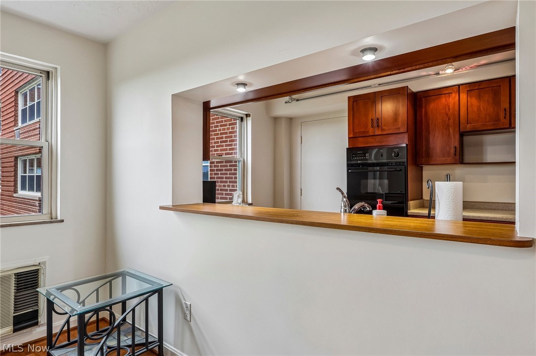 13800 Shaker Boulevard Cleveland OH 44120