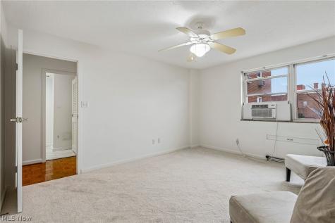 13800 Shaker Boulevard Cleveland OH 44120
