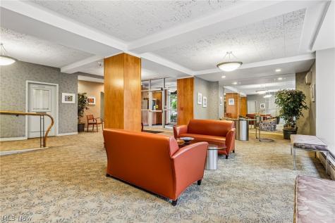 13800 Shaker Boulevard Cleveland OH 44120