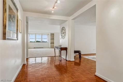 13800 Shaker Boulevard Cleveland OH 44120
