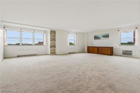 13800 Shaker Boulevard Cleveland OH 44120