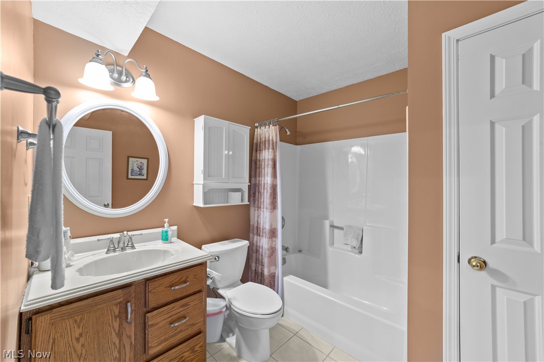 176 Newport Drive Painesville OH 44077