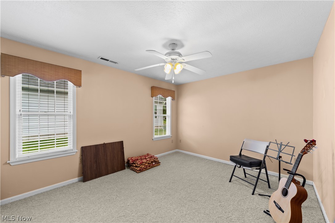 176 Newport Drive Painesville OH 44077