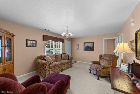 176 Newport Drive Painesville OH 44077