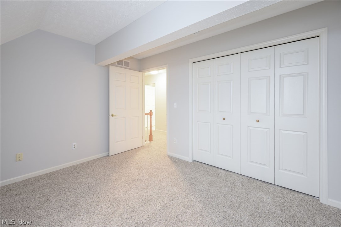2036 Jennifer Street Akron OH 44313