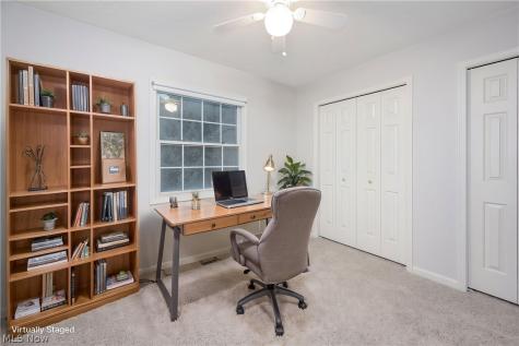 2036 Jennifer Street Akron OH 44313