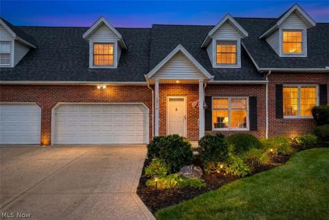 2036 Jennifer Street Akron OH 44313