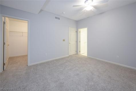 2036 Jennifer Street Akron OH 44313