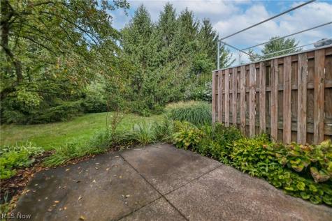 2036 Jennifer Street Akron OH 44313
