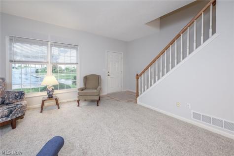 2036 Jennifer Street Akron OH 44313