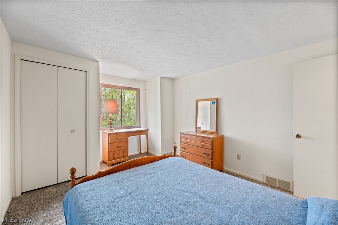 17620 Eastbrook Trail Chagrin Falls OH 44023
