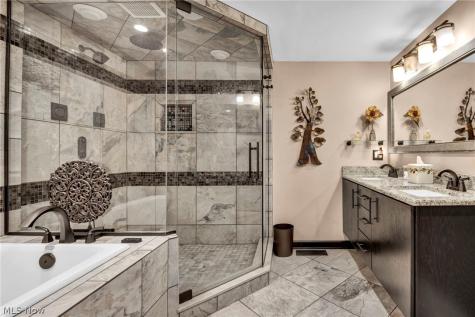 6131 Cedar Lane NW Canton OH 44708