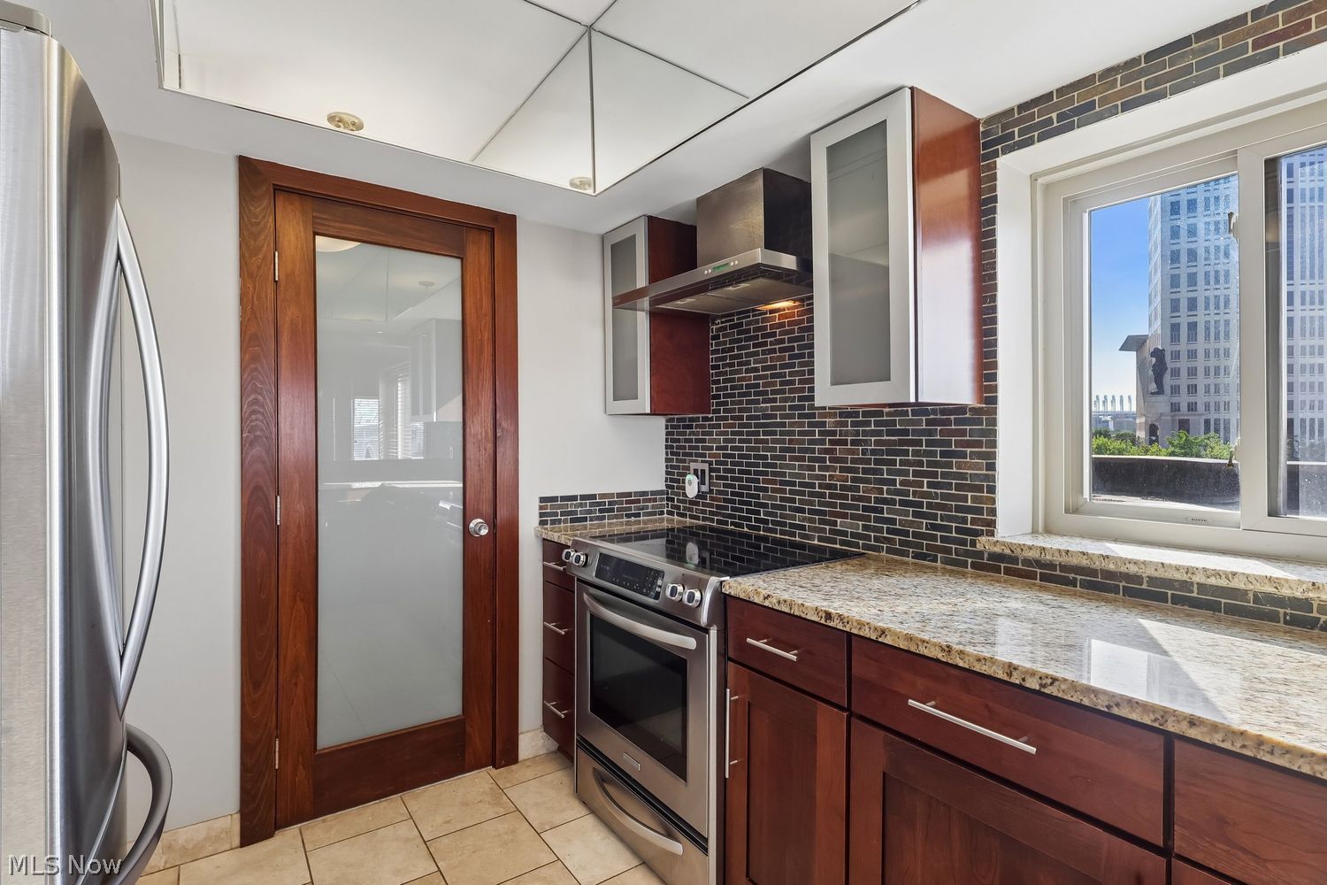 1444 W 10th Street Cleveland OH 44113