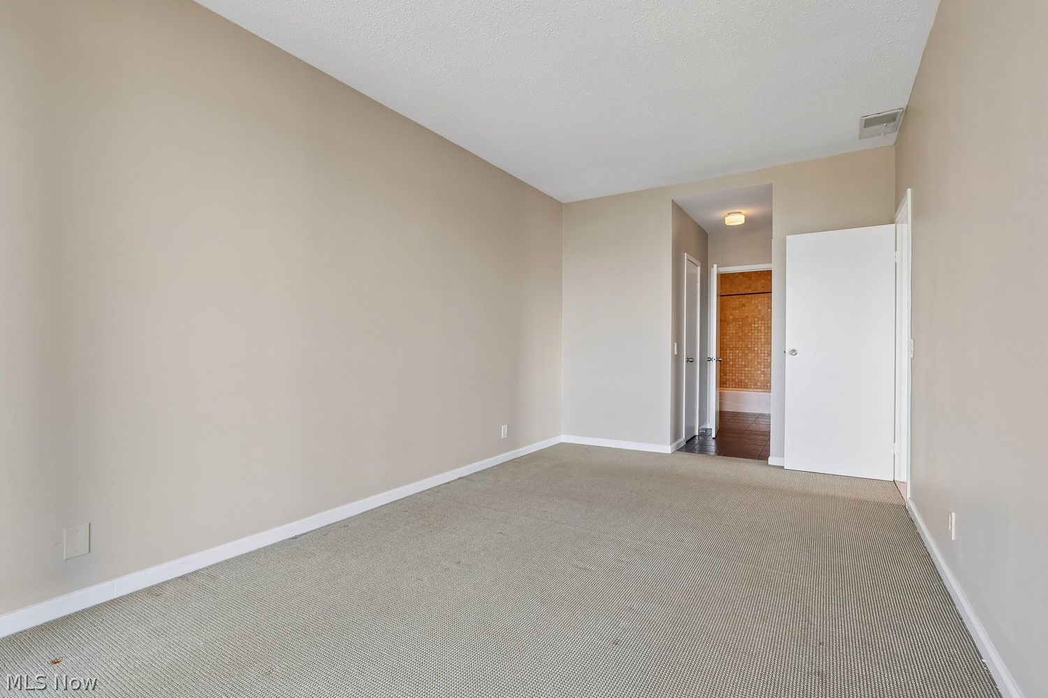 1444 W 10th Street Cleveland OH 44113