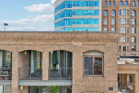 1444 W 10th Street Cleveland OH 44113