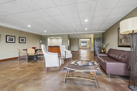 1444 W 10th Street Cleveland OH 44113