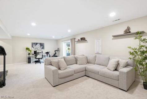 181 Pine Avenue Peninsula OH 44264