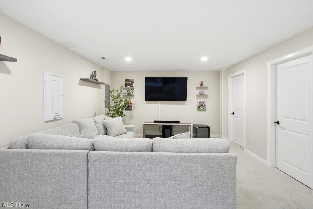 181 Pine Avenue Peninsula OH 44264