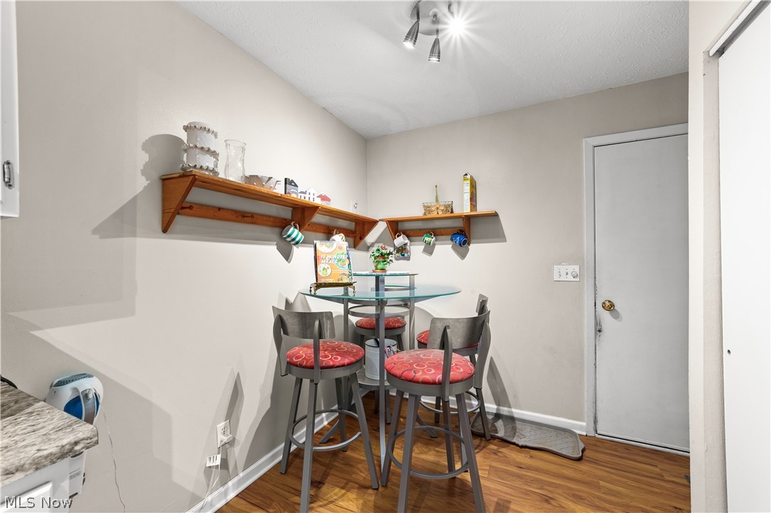 16555 Wren Road Chagrin Falls OH 44023