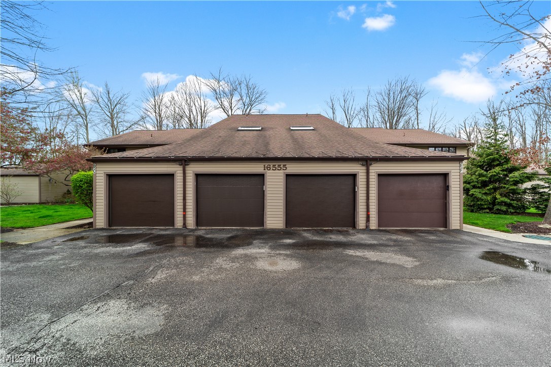 16555 Wren Road Chagrin Falls OH 44023
