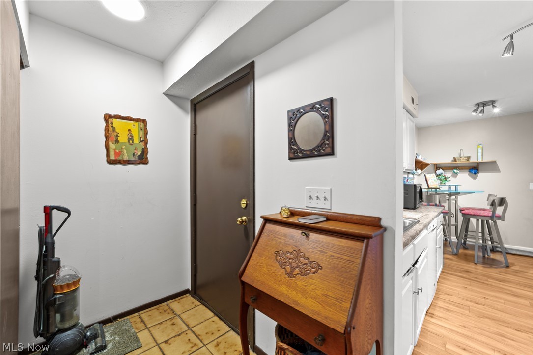16555 Wren Road Chagrin Falls OH 44023