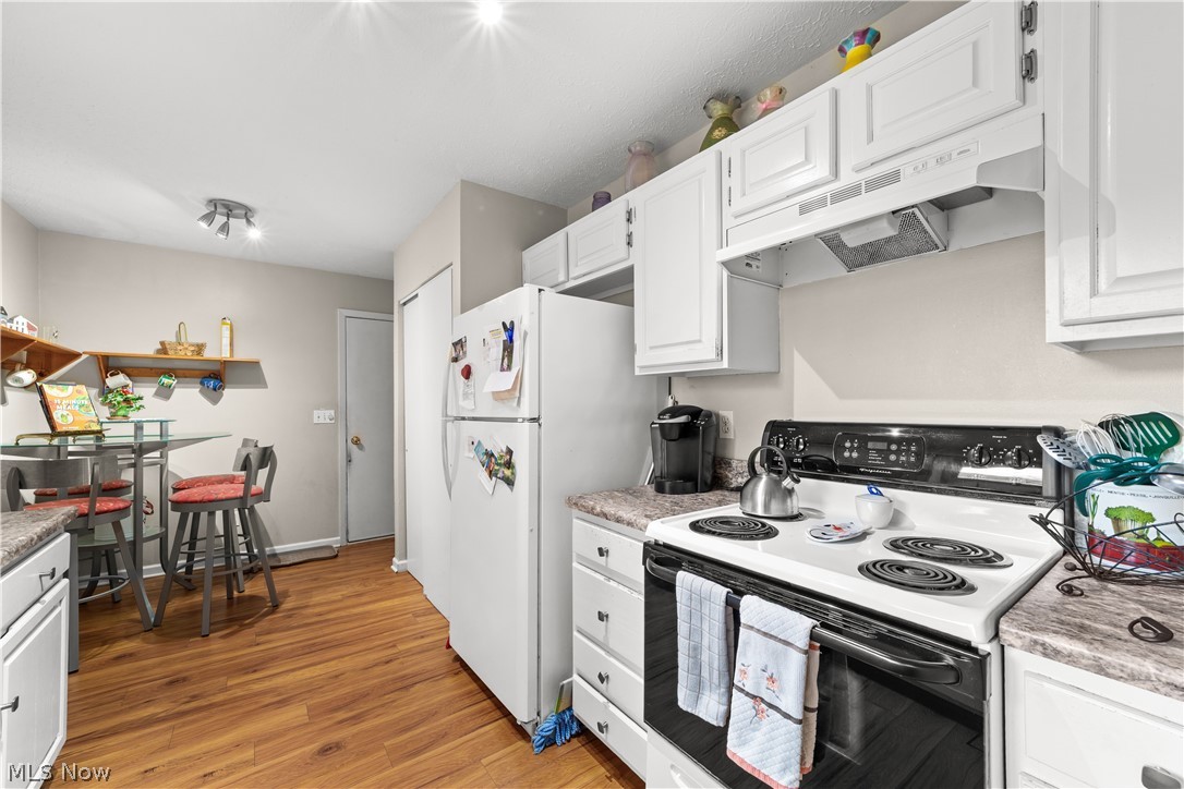 16555 Wren Road Chagrin Falls OH 44023