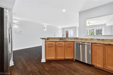 2282 W 5th Street Cleveland OH 44113