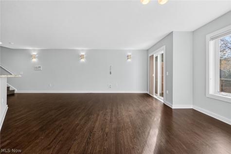 2282 W 5th Street Cleveland OH 44113