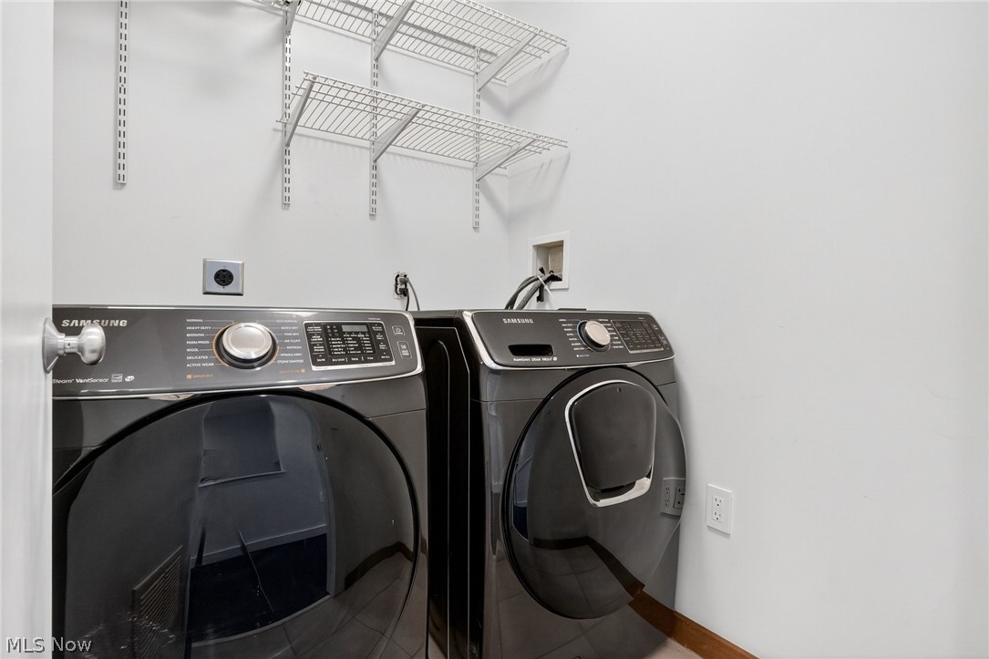 2282 W 5th Street Cleveland OH 44113