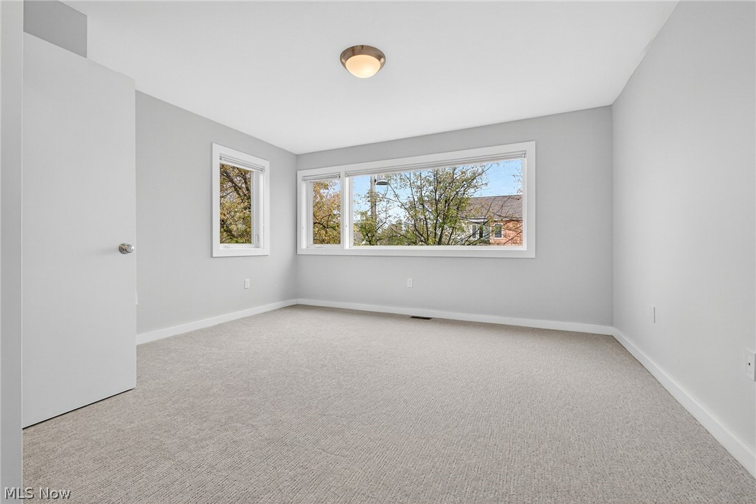 2282 W 5th Street Cleveland OH 44113