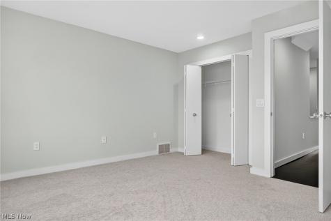 2282 W 5th Street Cleveland OH 44113