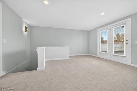 2282 W 5th Street Cleveland OH 44113