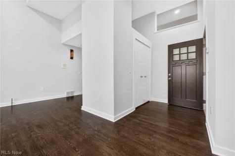 2282 W 5th Street Cleveland OH 44113