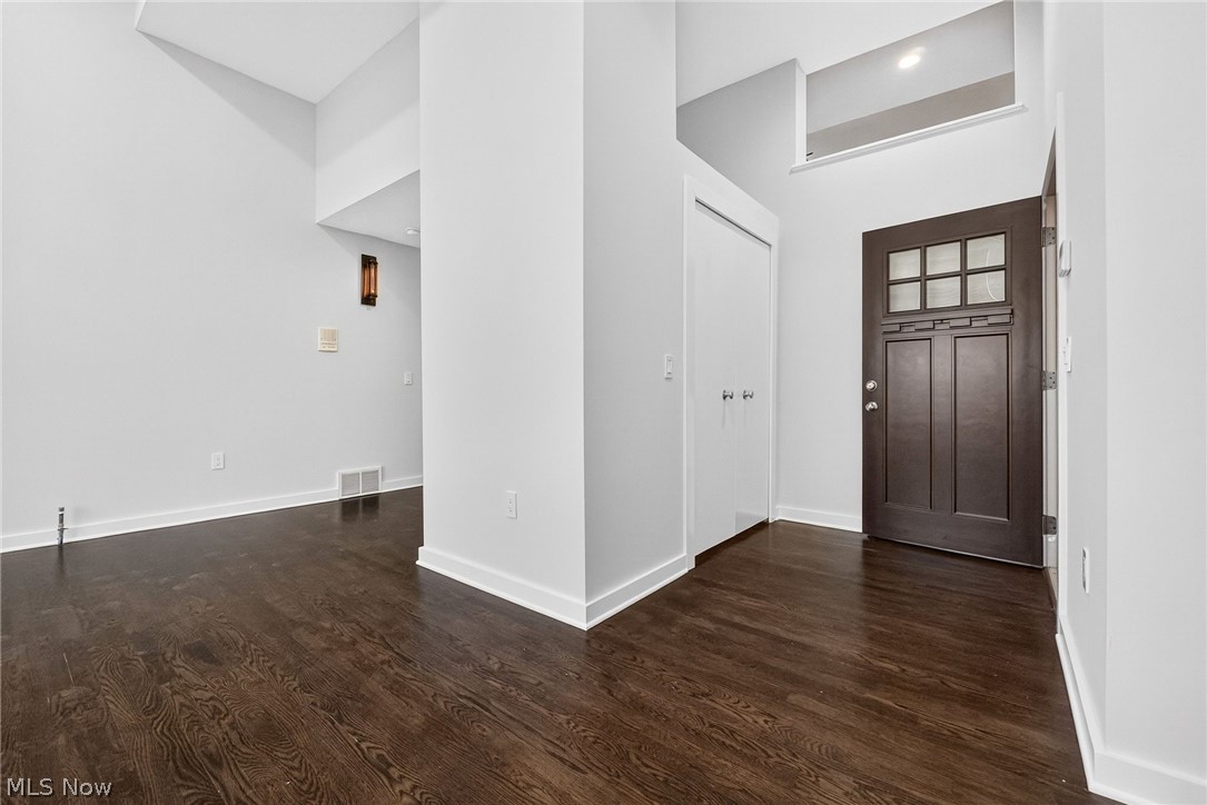 2282 W 5th Street Cleveland OH 44113
