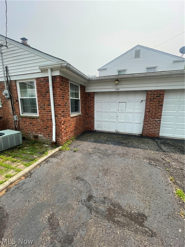 280 Buckner Drive Euclid OH 44123