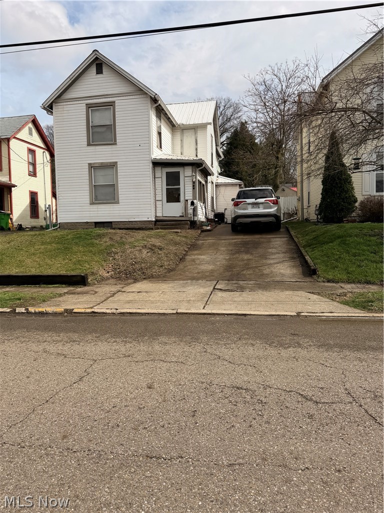 326 N 15th Street Coshocton OH 43812