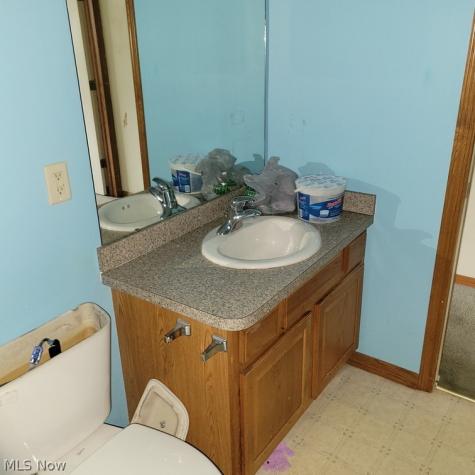 302 W Glen Elyria OH 44035