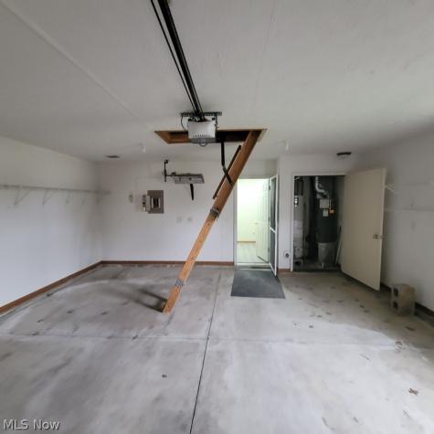 302 W Glen Elyria OH 44035