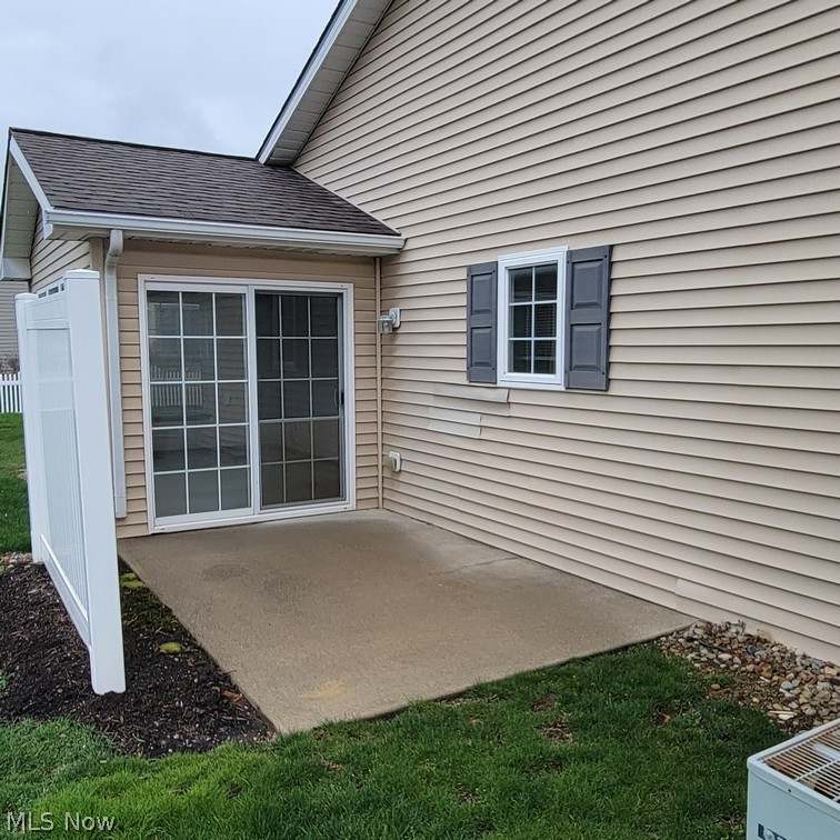 302 W Glen Elyria OH 44035